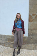 Pantalón bombacho de espiguilla en tonos tierra