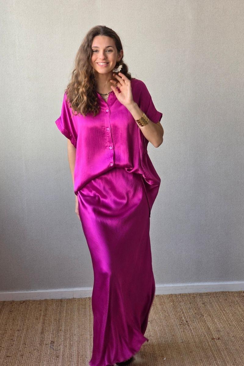 Falda de raso magenta
