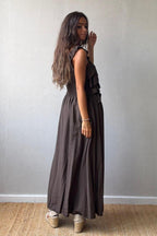 Vestido de volante y tirantes