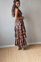 Vestido con volantes y estamapdo de palmeras halter