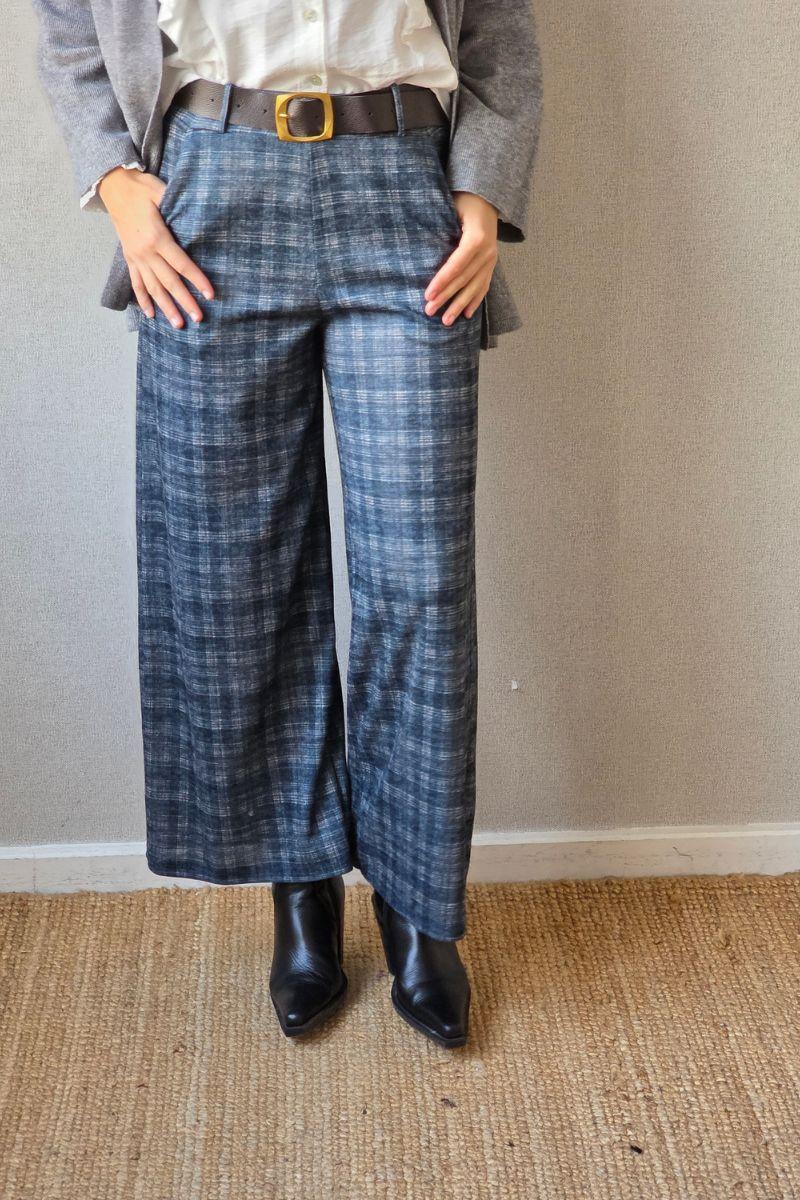 Pantalón de cuadro pequeño azul marino