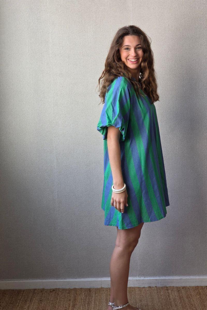 Vestido de mujer manga abullonada con rayas verde