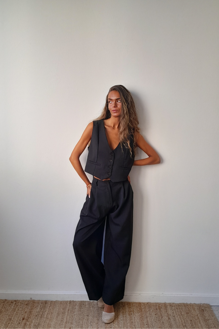 Pantalón de traje en color negro