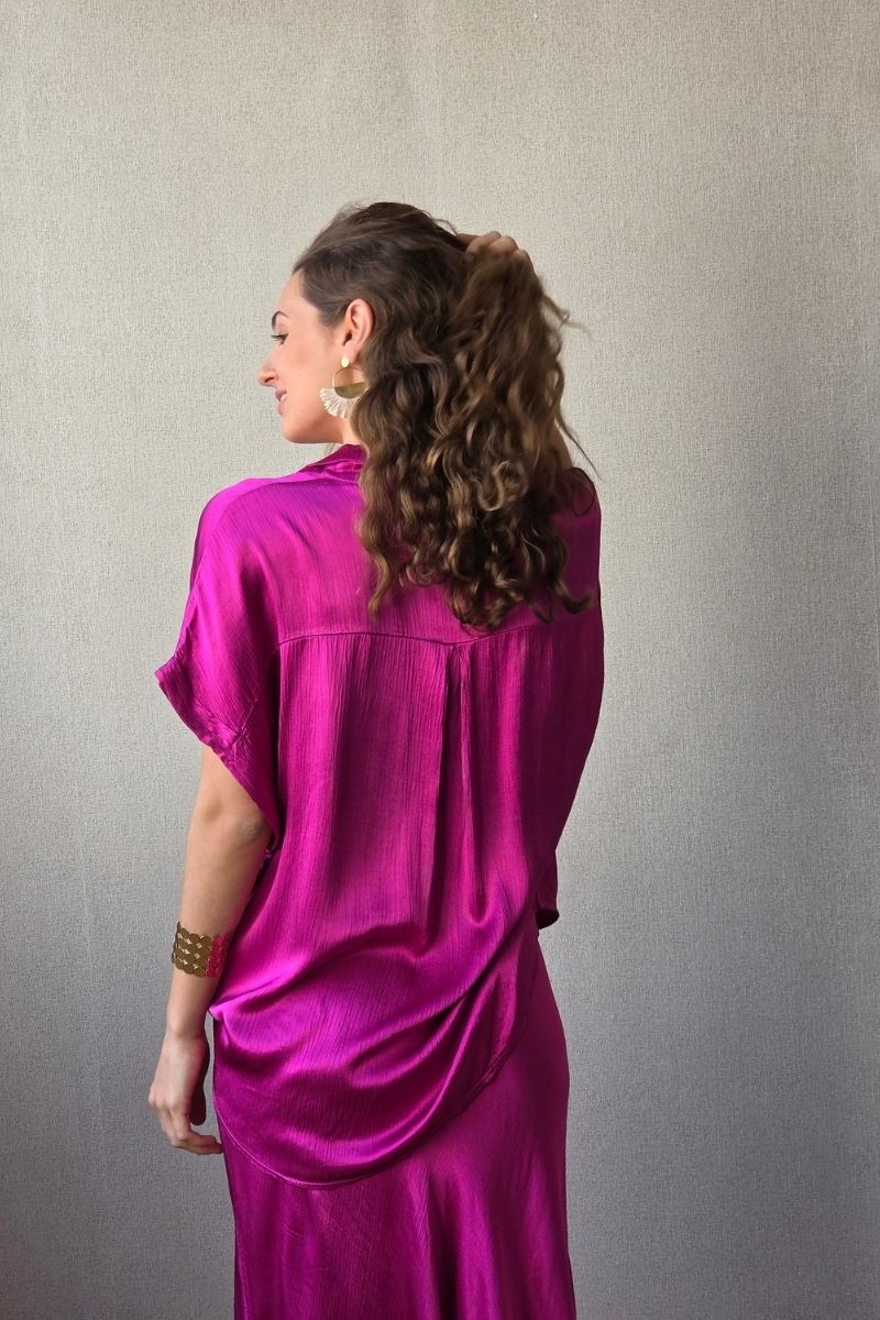 Camisa de raso magenta
