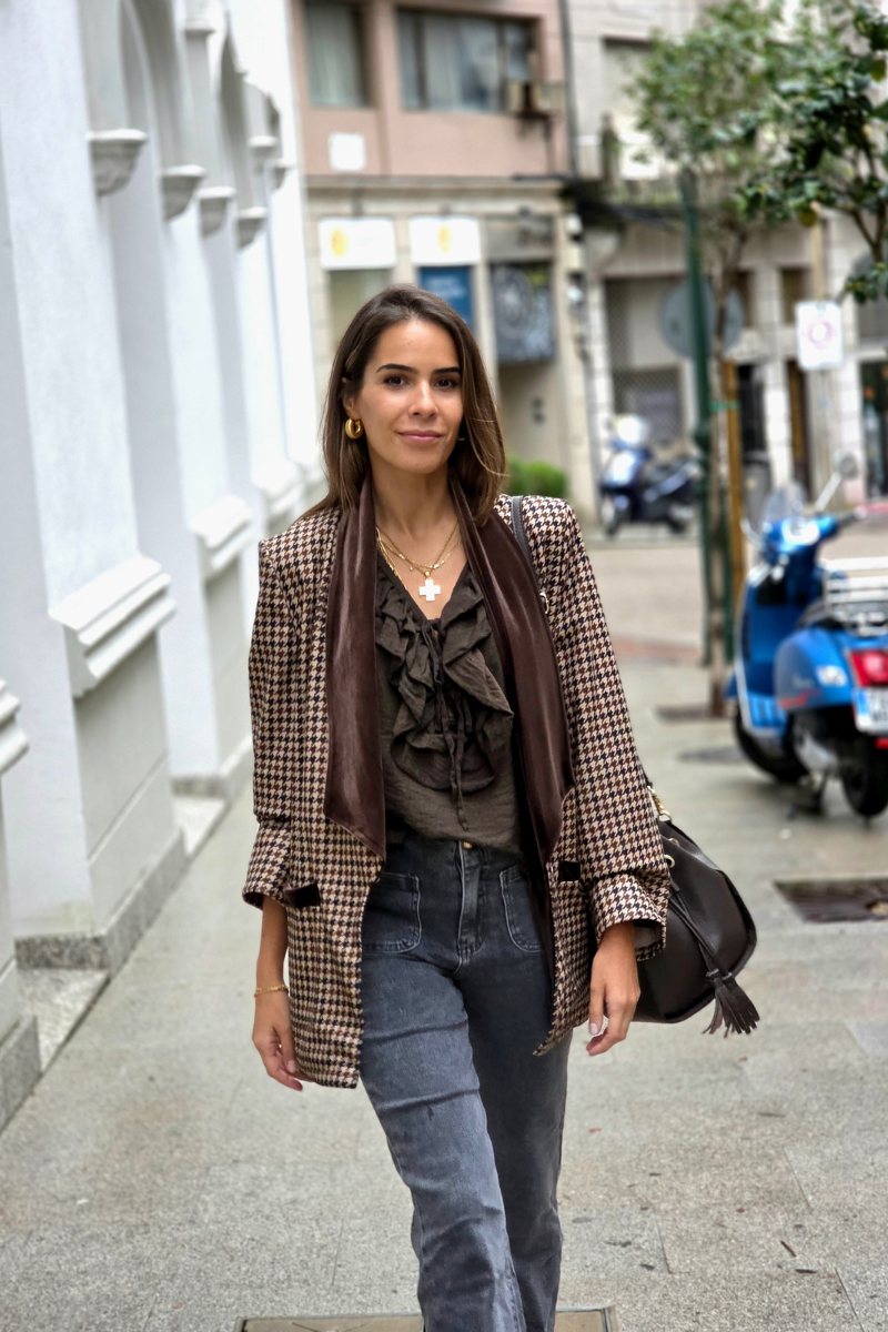 Americana oversize pata de gallo mostaza