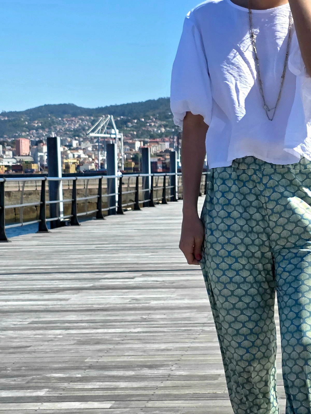 Pantalón Estampado Conchas Verde elástico
