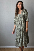 Vestido flores con botones caqui