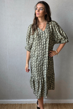 Vestido flores con botones caqui