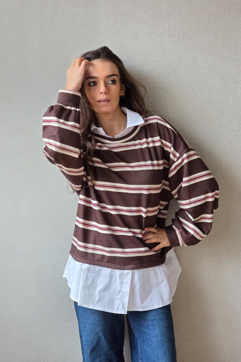 Jersey de rayas chocolate y rosa con detalle de camisa falsa