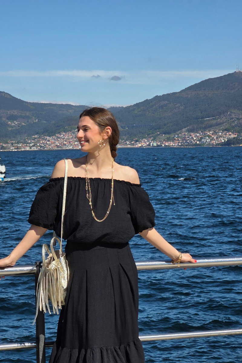 Blusa Manga Globo Palabra de Honor Negra