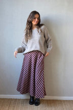 Falda evase de cuadros pequeños granate