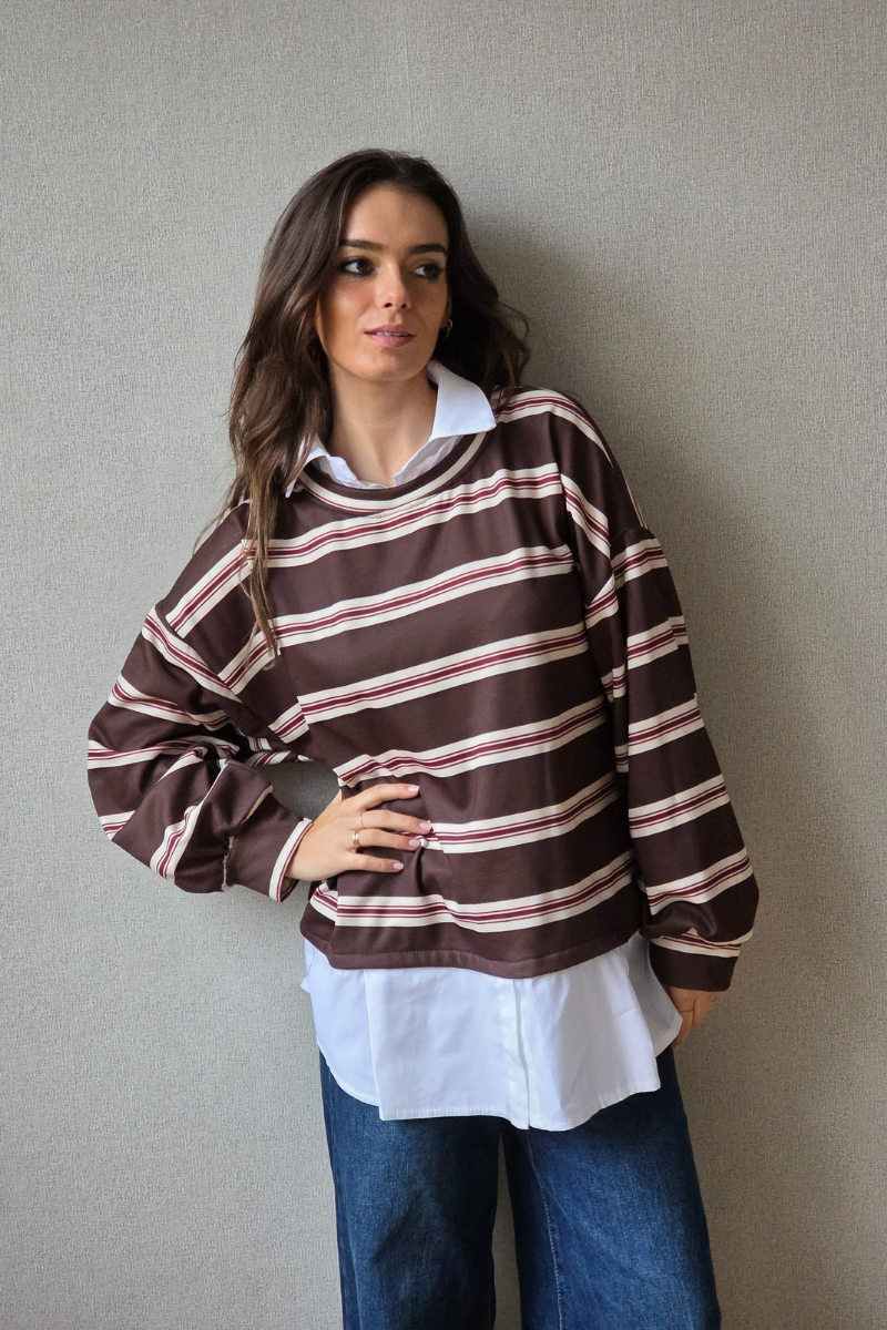 Jersey de rayas chocolate y rosa con detalle de camisa falsa