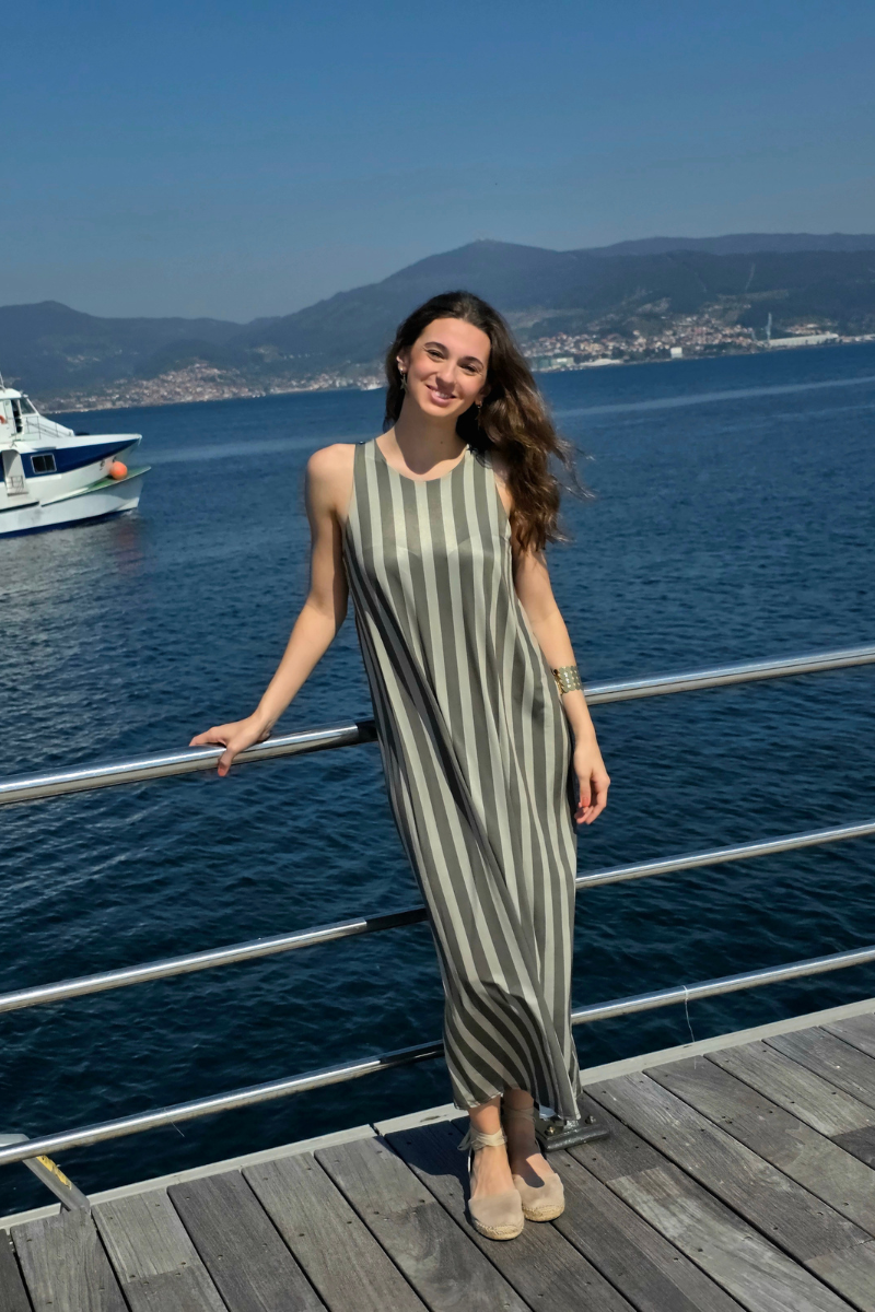 Vestido Elástico de Rayas Caqui