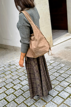 Bolso de piel con flecos topo