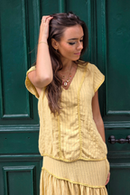 Blusa Rayas Amarillo tipo lino