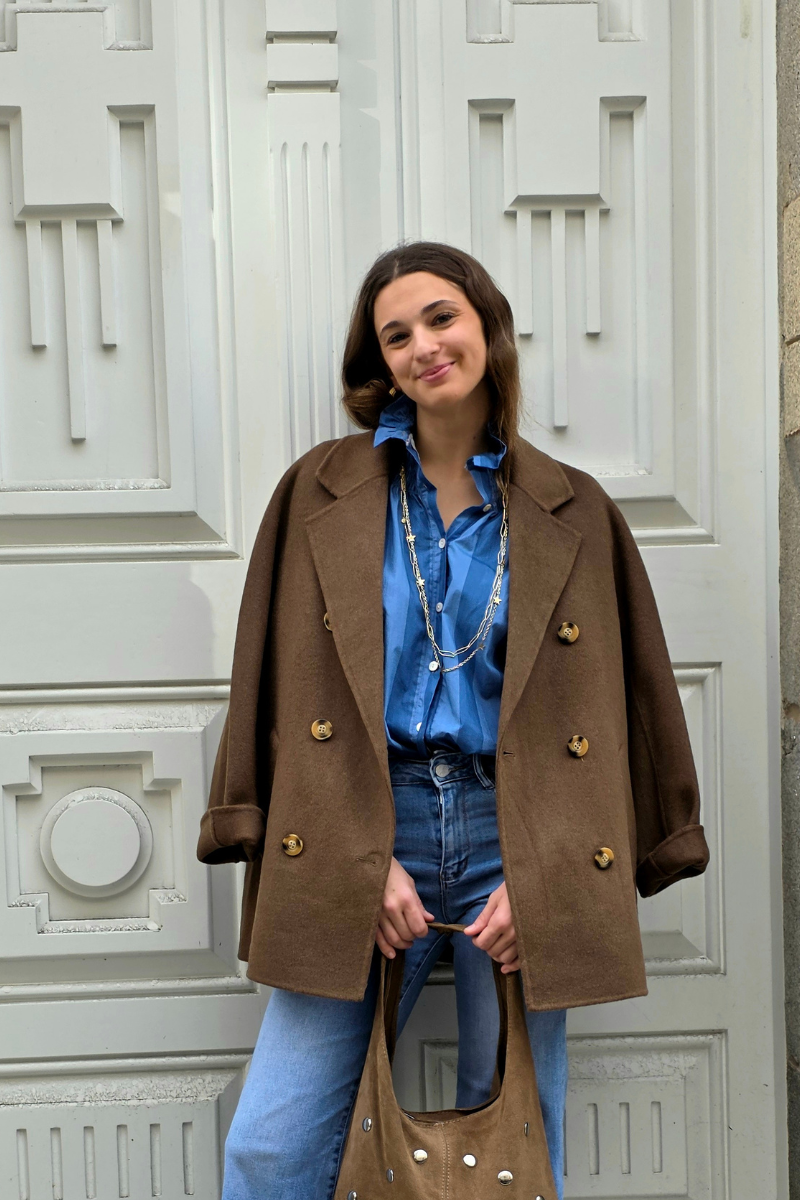 Abrigo de Paño Cruzado Seis Botones Marrón