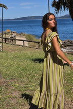 Vestido volante con estampado de rayas pistacho