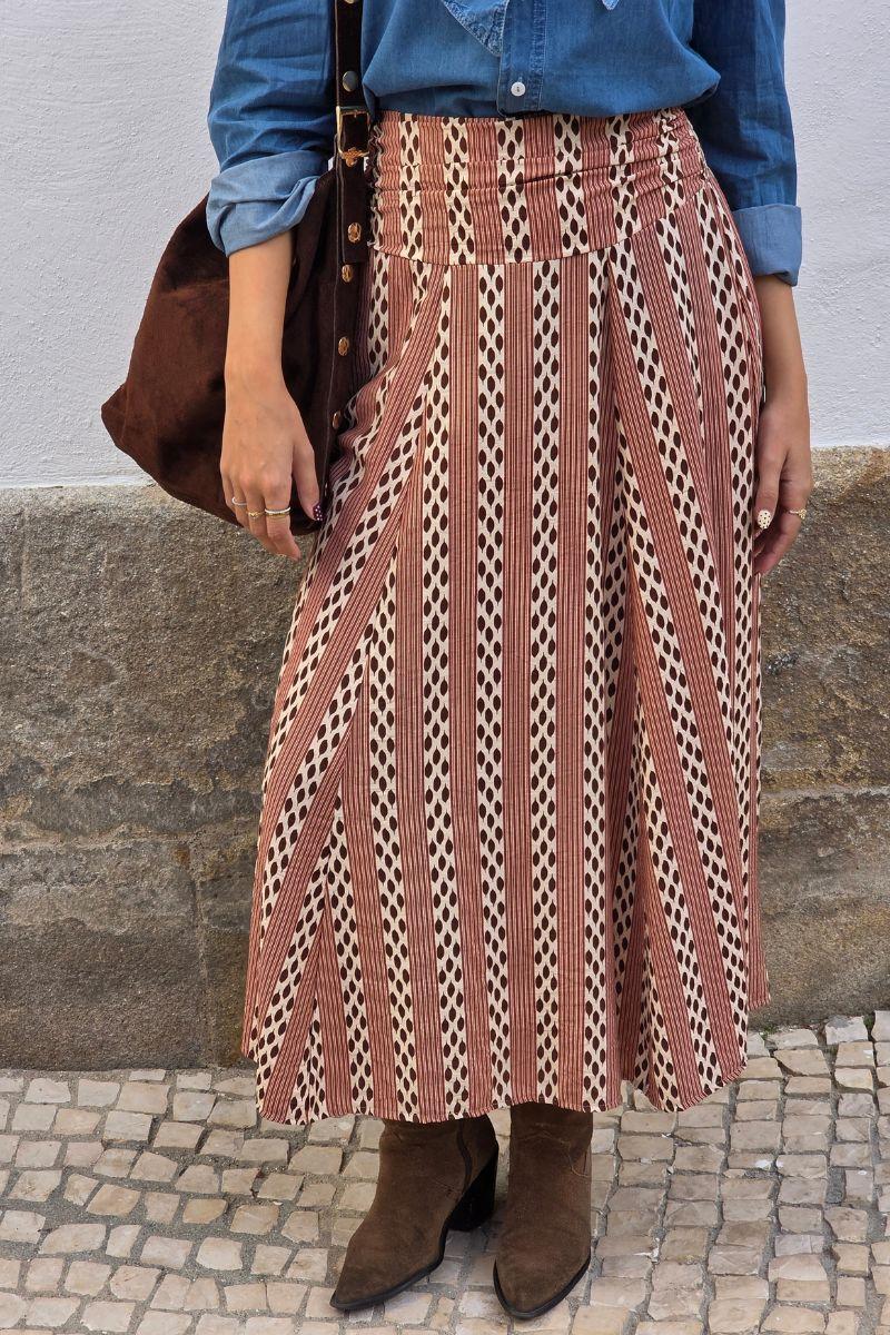 Falda larga de mujer estampada teja