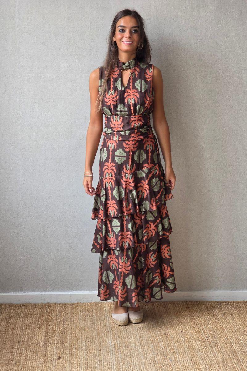 Vestido con volantes y estamapdo de palmeras halter