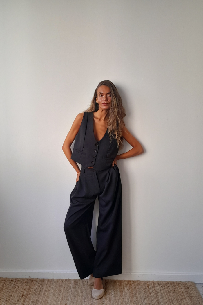 Pantalón de traje en color negro