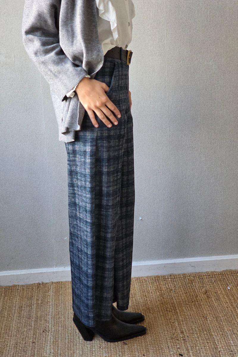 Pantalón de cuadro pequeño azul marino