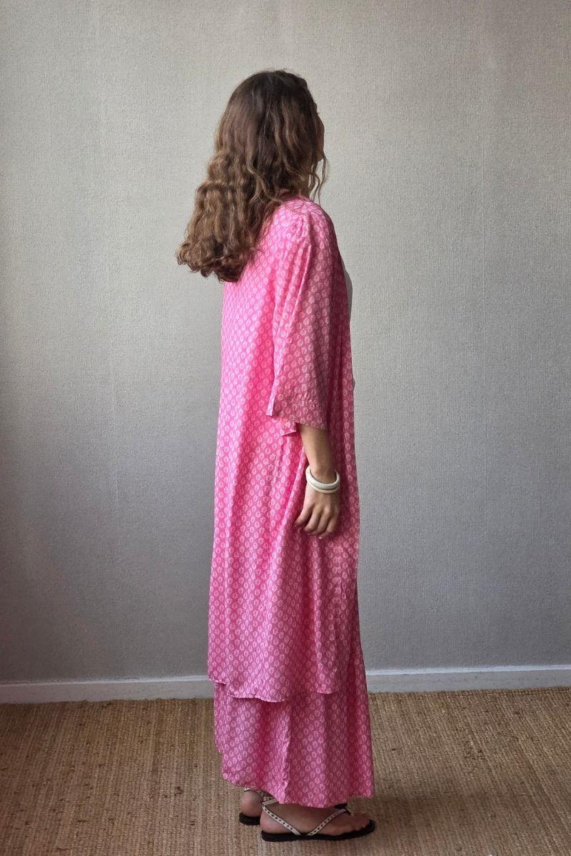 Kimono estampado flores fucsia
