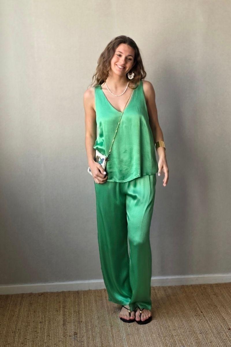 Pantalón de raso verde