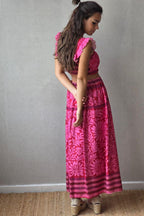 Conjunto con estampado de flores fucsia