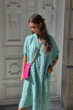 Vestido cuello pico de cuadros verde