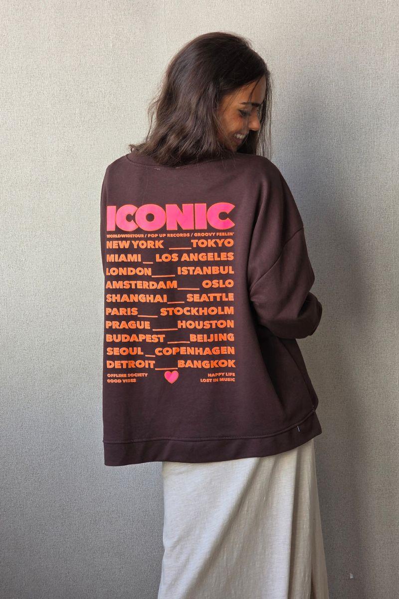 Sudadera oversize iconic marrón chocolate