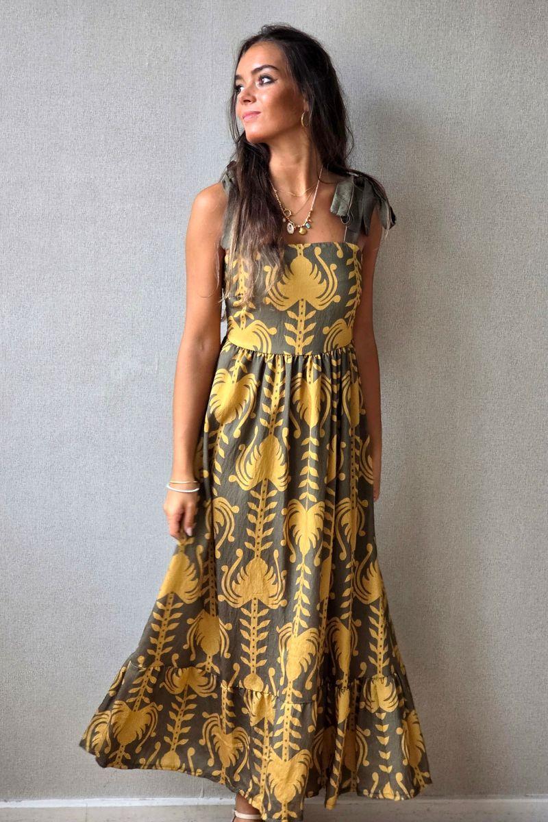 Vestido de tirantes estamapdo