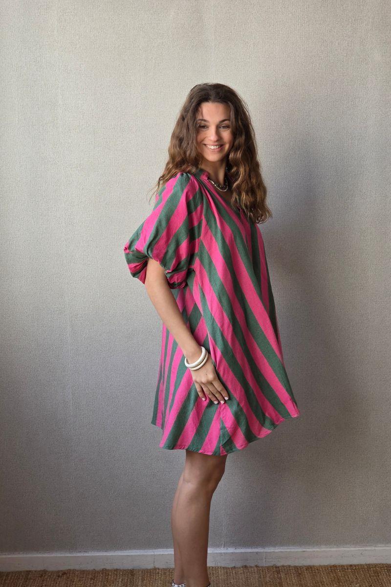 Vestido de mujer manga abullonada con rayas fucsia
