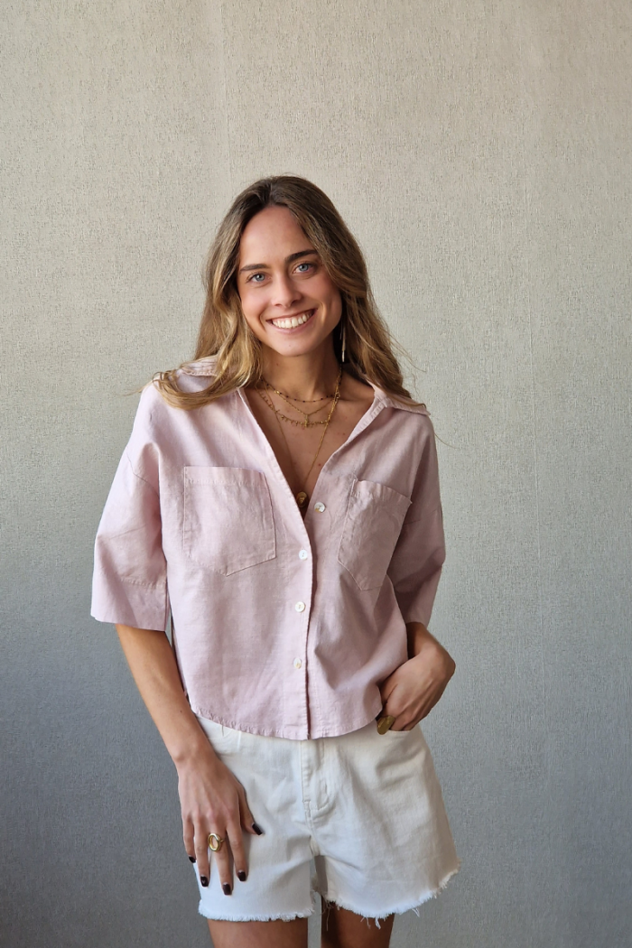 Camisa tres cuartos con bolsillos delanteros rosa