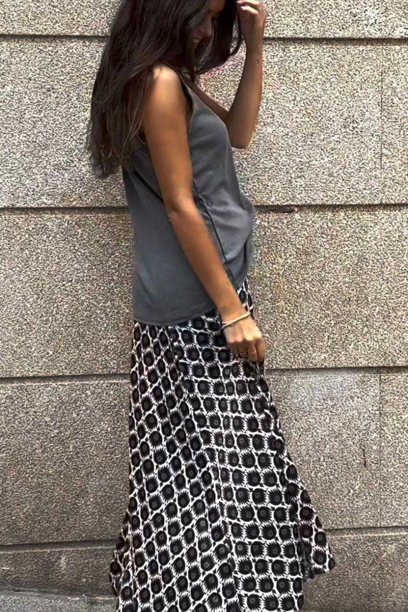 Falda larga estampado fuego negra