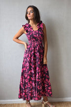 Vestido con flores fruncido fucsia