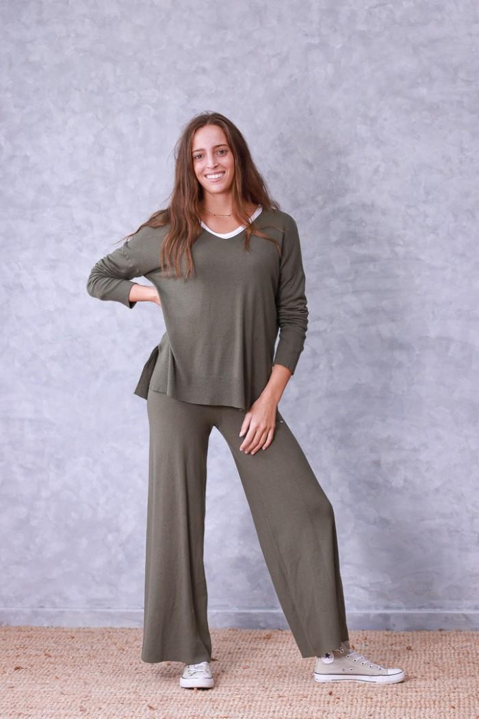 Pantalón culotte de punto verde militar