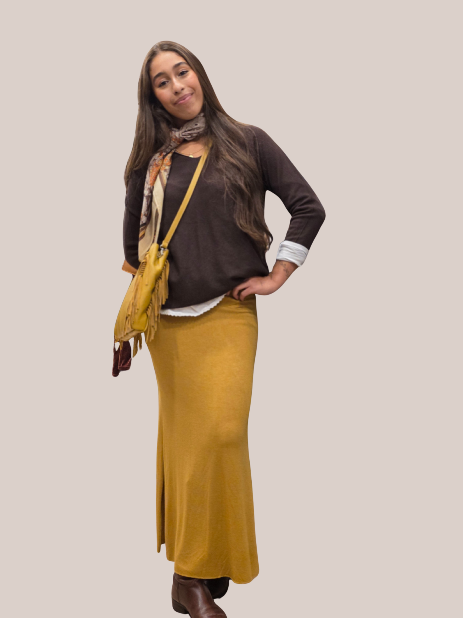 Falda larga de punto mostaza