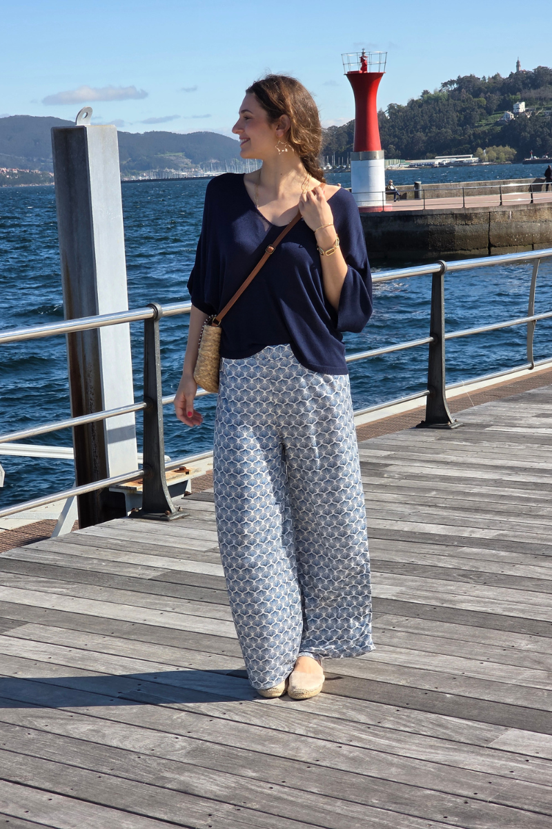 Pantalón Estampado Conchas Beige elástico