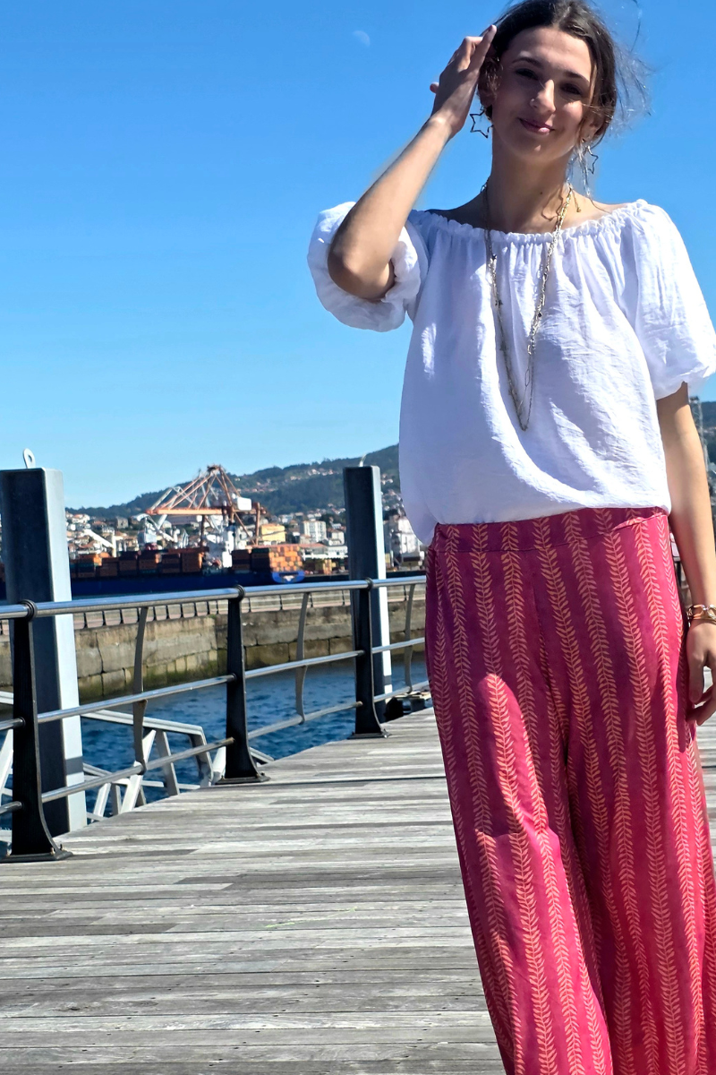 Pantalón Estampado Hojas Fucsia
