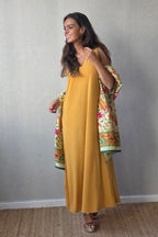 Vestido Asas con Bolsillos Mostaza