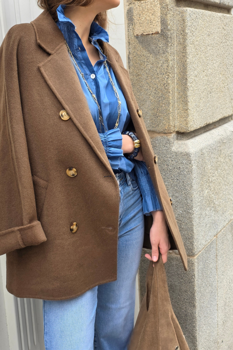 Abrigo de Paño Cruzado Seis Botones Marrón