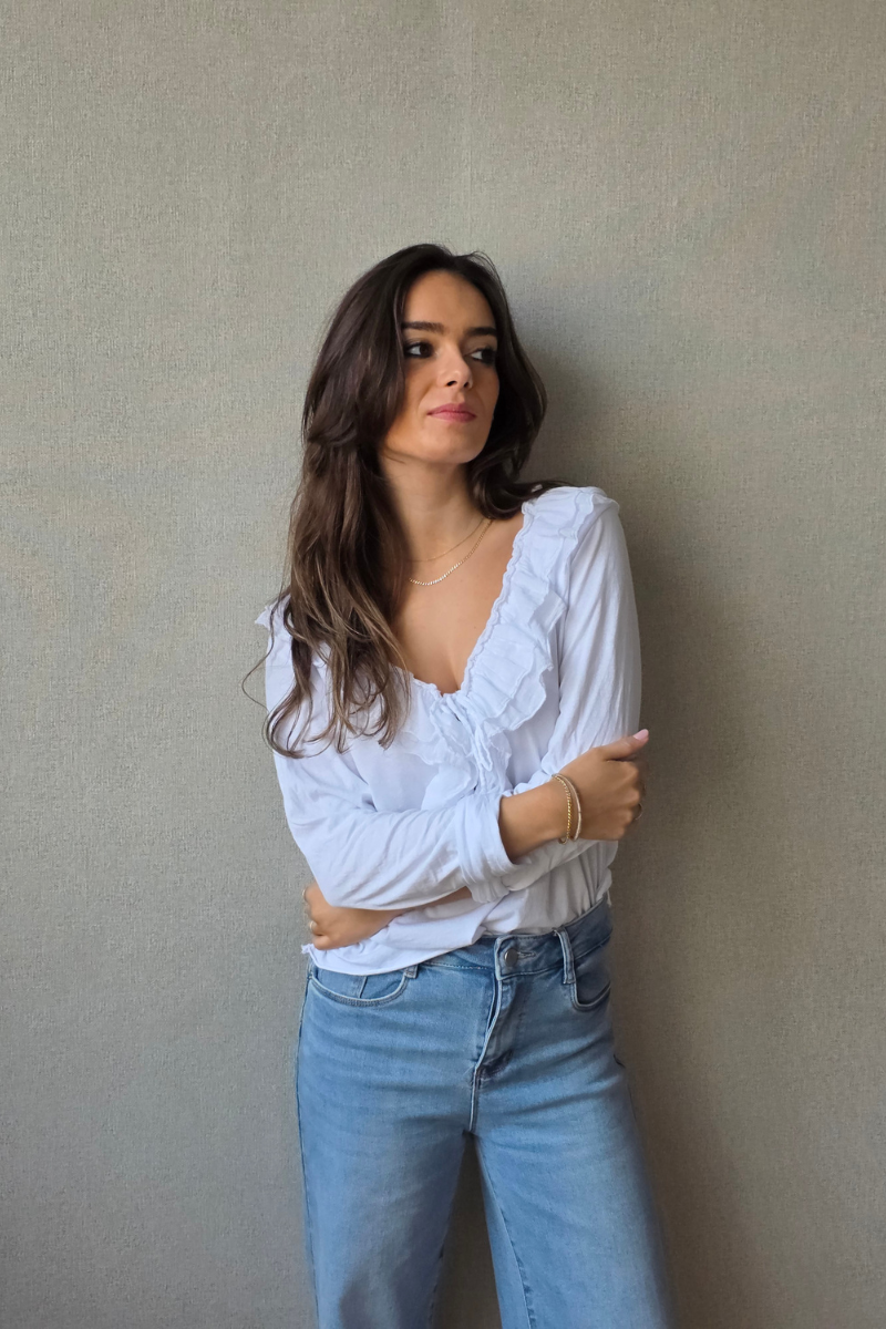 Camisa Blanca con Puntilla