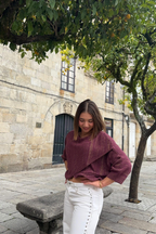 Jersey cruzado con brillo berenjena