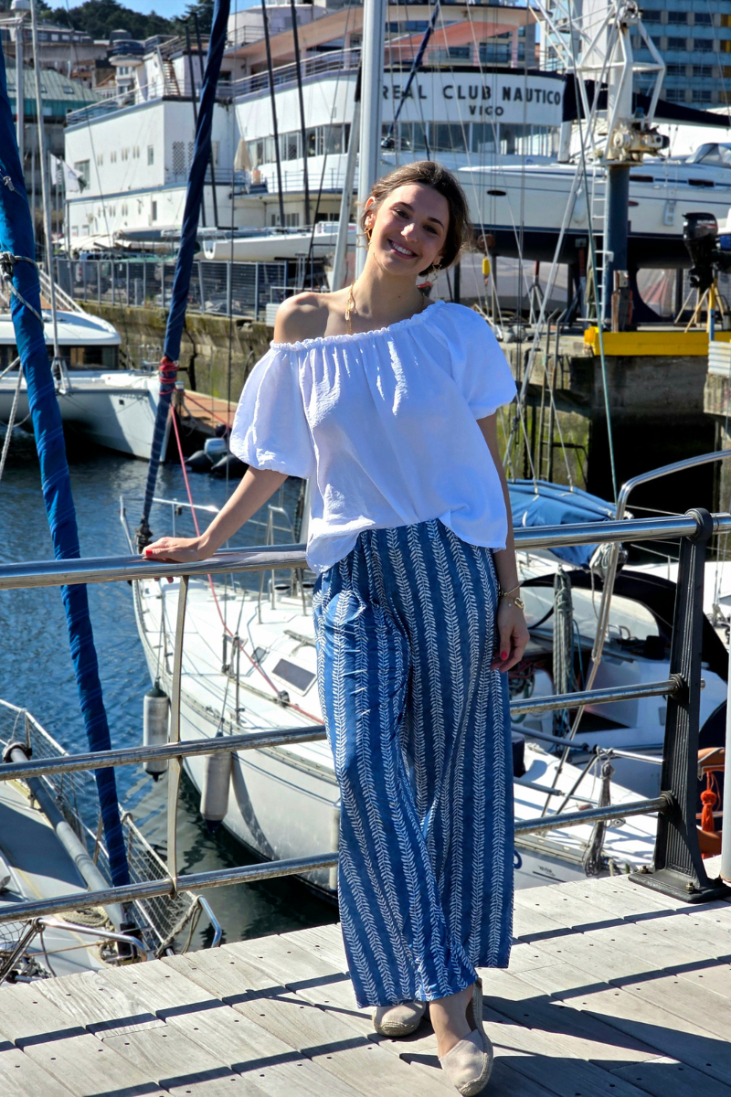 Pantalón Elástico Estampado Hojas Azul Jeans