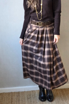 Falda tablas de cuadros chocolate y marrón