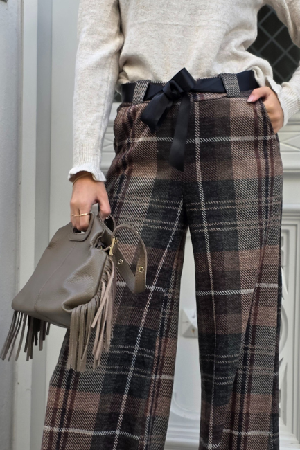 Bolso de piel con flecos verde topo