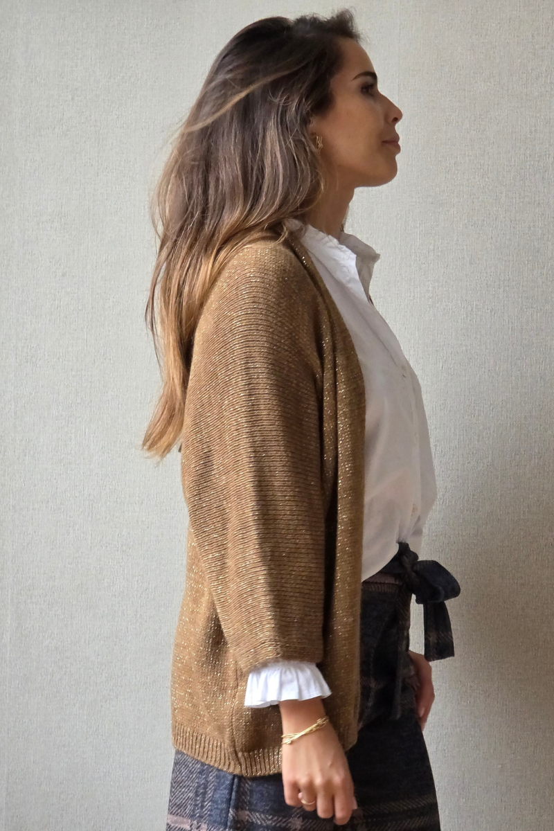 Chaqueta de punto tipo kimono brillos camel