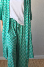 Pantalón estampado largo de flores verde