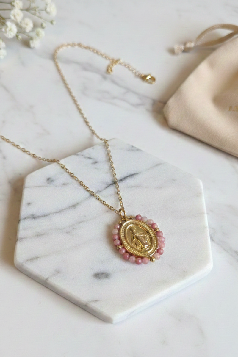 Gargantillas mini de la Virgencita milagrosa