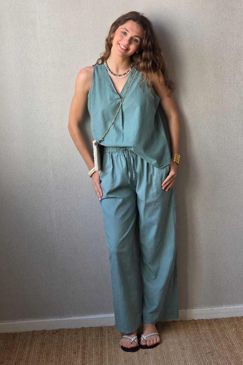Pantalón tipo lino verde bonito